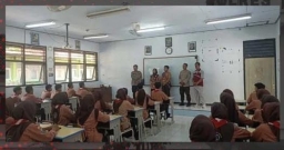 Satbinmas Polres Nganjuk Gelar Cooling System Bersama Duta Kamtibmas MAN 2 Nganjuk